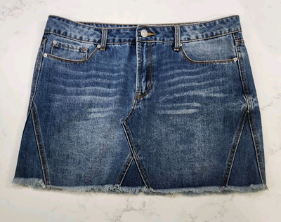 Kensie Raw Hem Denim Mini Skit Women's Size 10 /30 High-Rise Jean Skirt Blue