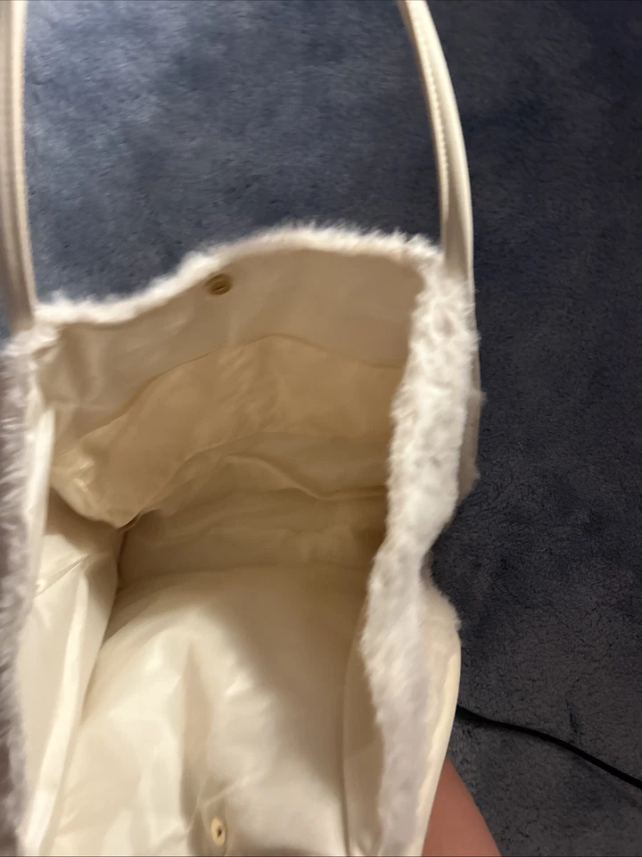 Bolsa tote nova com etiquetas Victoria’s Secret pele sintética edição limitada - Imagem 4 de 4