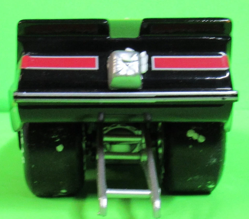 Coche divertido John Force 1978 Monza "Brut Force" escala 1:24 Foto 4 de 4