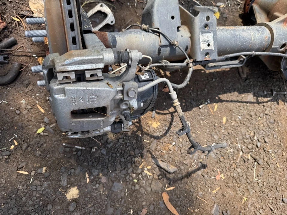 DIFERENCIAL CARCASA EJE TRASERO DODGE RAM 1500 OEM 19-24 Foto 4 de 4