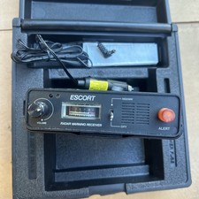Vintage Cincinnati Microwave Escort Radar Detector Warning W/ Case Complete