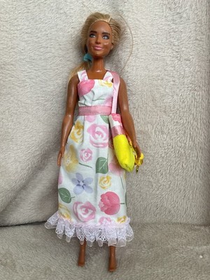 KLEID & TASCHE - PASST CURVY BARBIE ODER ÄHNLICHER GRÖSSE PUPPE KOSTENLOSER UK-VERSAND #4548