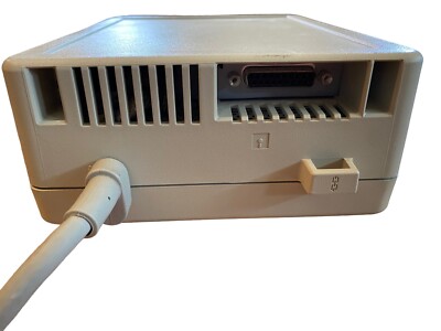 Apple 5.25 Drive A9M0107 External Floppy Disk Powers Up Vintage