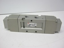 New SMC NVFA5320-02N-X1 5-Port Air Operated Valve 3-Position Closed Center