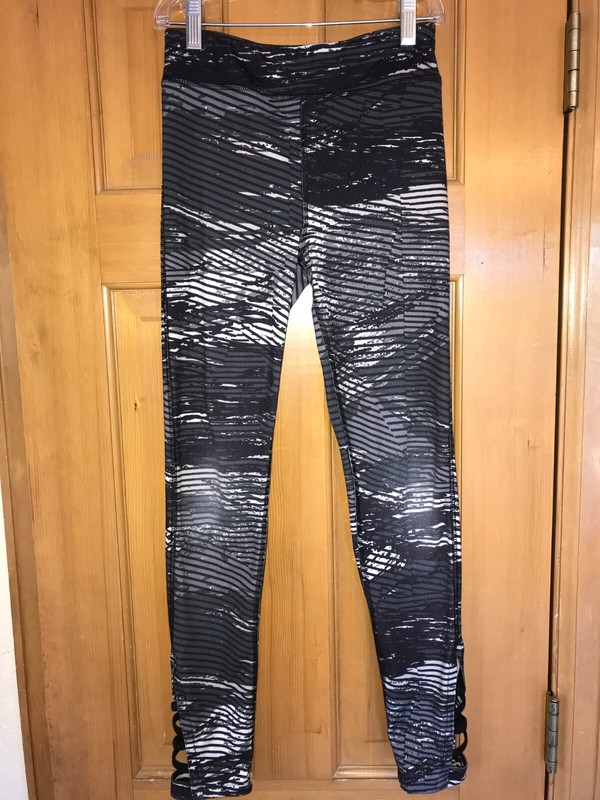 Girls' SO Size 10 High Rise Gray Leggings