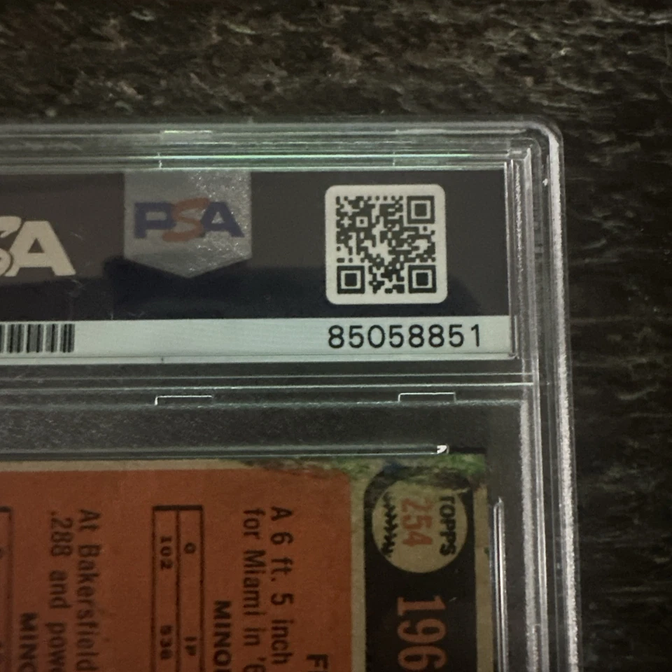 Fergie Jenkins Signed 1966 Topps #254 PSA/DNA Autographed Rookie Card RC AUTO - Image 3 of 3