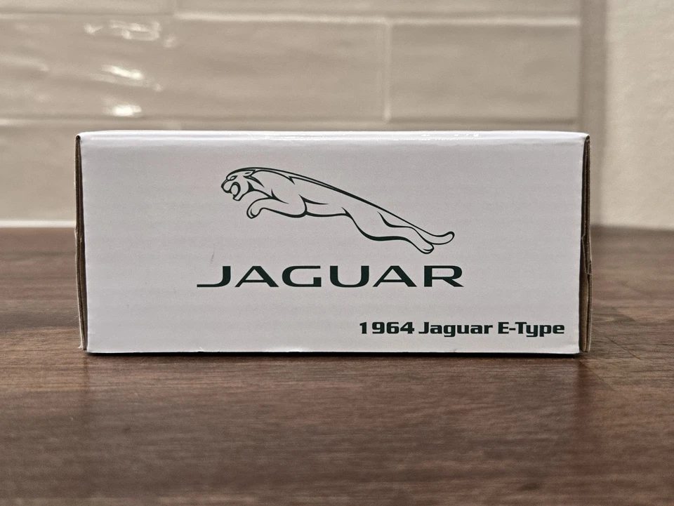 Coche Jaguar E-Type 1964 Hot Wheels 1/64 - verde (HGK82) Foto 2 de 4