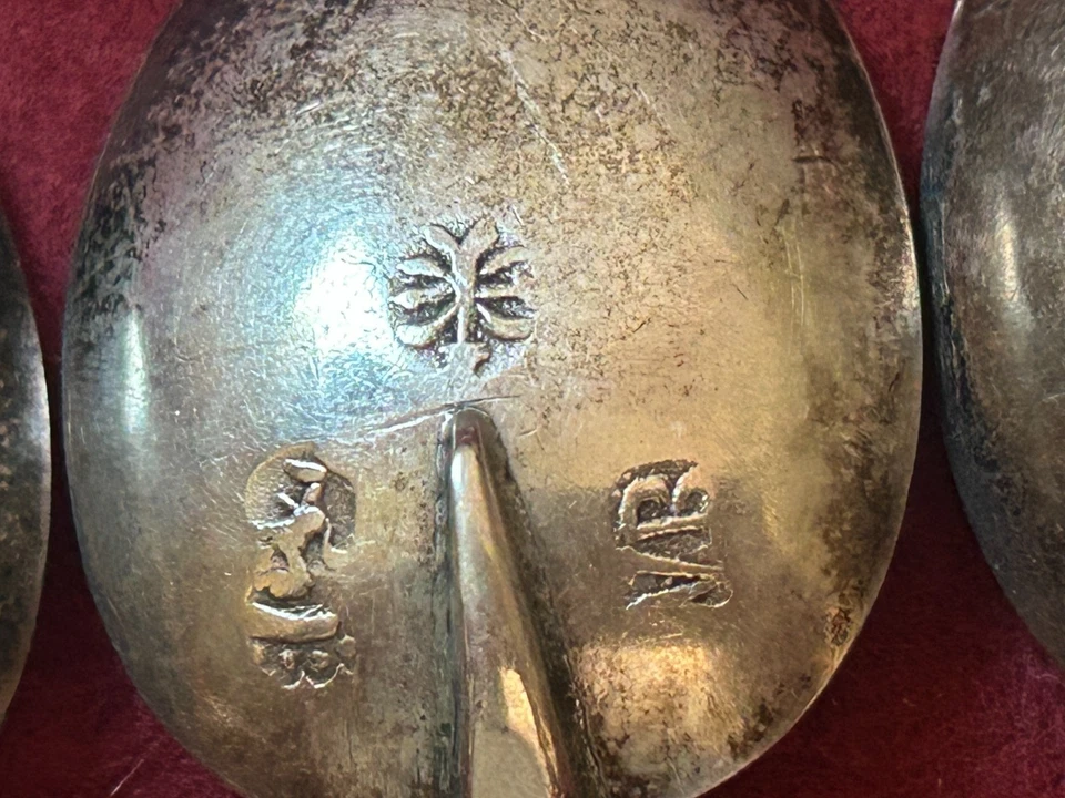 Juego de 7 cucharas figurativas holandesas de plata Hanau Jans Rinze Spaanstra siglo XIX Foto 3 de 4