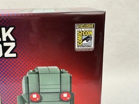 SDCC 2017 LEGO Brickheadz 41496 Supergirl & Martian Manhunter DC NEW SEALED