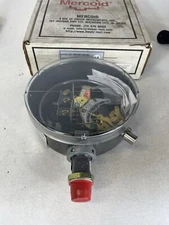 MERCOID Model# DS-7221-153-15S Pressure Control Switch 125/250V-AC New