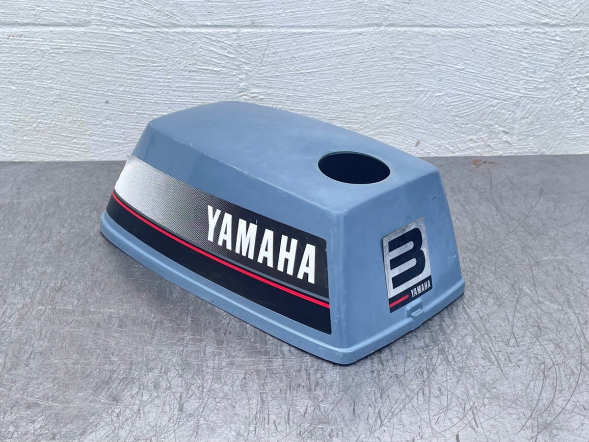 Yamaha 3 HP 3HP Outboard Engine 2 Stroke Top Cover Cowling