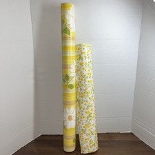 Vintage Daisy Wallpaper With Vintage Flower C...