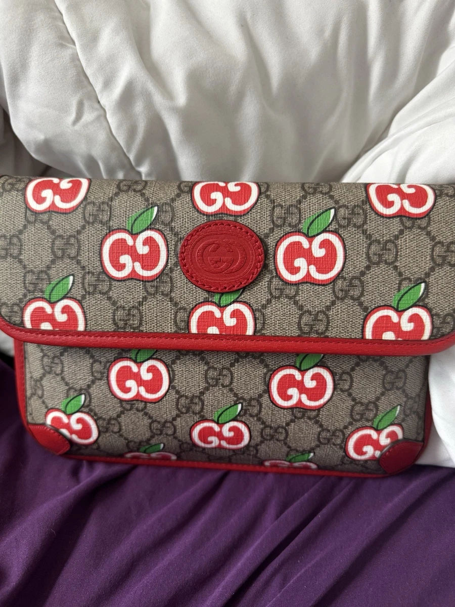 Gucci GG Supreme Leather Exterior Crossbody Bags & Handbags for