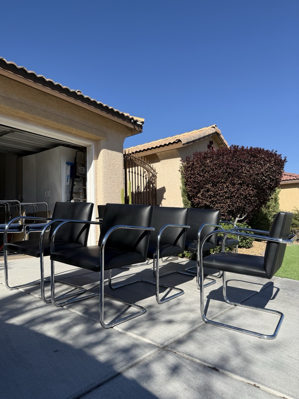 Mies van der Rohe Knoll Studios Tubular Brno 4 Dining Chairs Black Leather