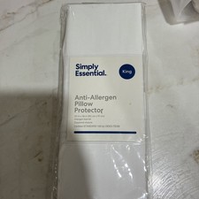 Simply Essential Anti-Allergen King Pillow Protector in White Zipper Closure