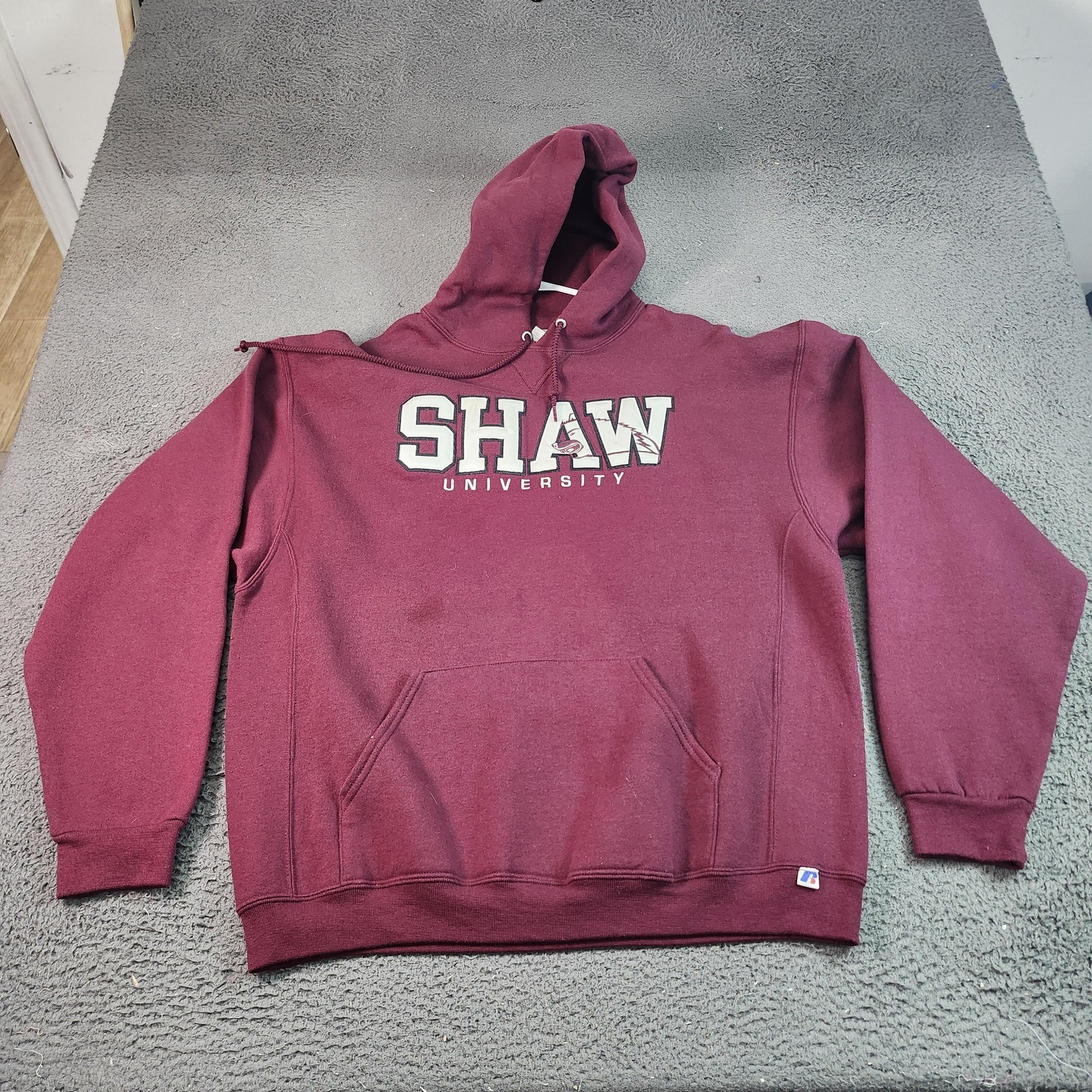 Shaw University Sweatshirt Hoodie Mens XL Red NCAA Russell Athletic Pullover
