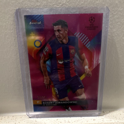 Topps Finest 2022-23 Soccer Robert Lewandowski #109 FC Barcelona Rose /75