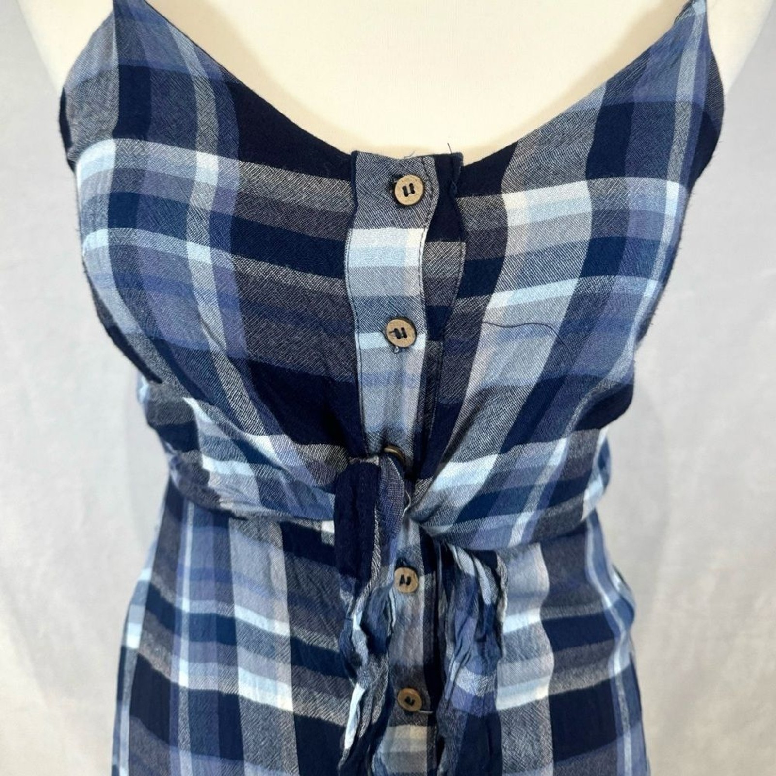 Universal Thread blue tie and button front plaid … - image 3