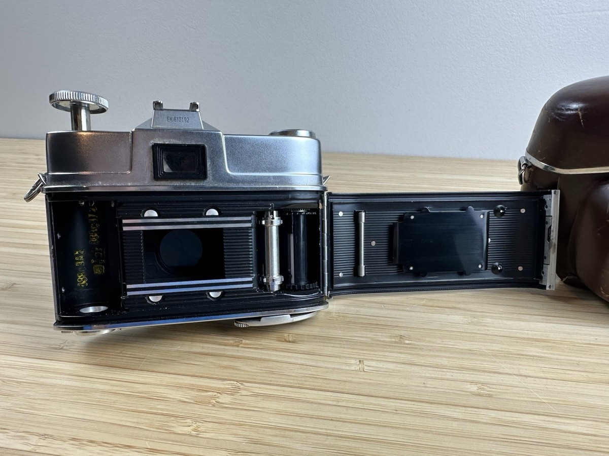 Kodak Retina Reflex III Camera Partially Tested With Original Case