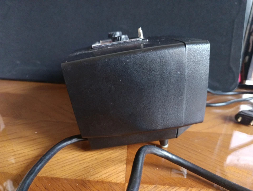 Vintage Technicolor 280 Super 8 Film Movie Projector Instant Film Loop Player - Photo 3/4