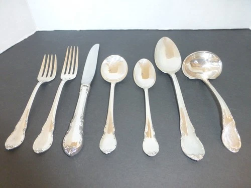 Modern Victorian by Lunt Sterling Flatware