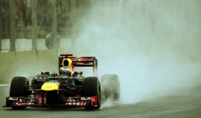 Red Bull Racing Renault RB8 / G.P. Brasilien 2012 / Tameo Kits / TMK 411 - Bild 1 von 4