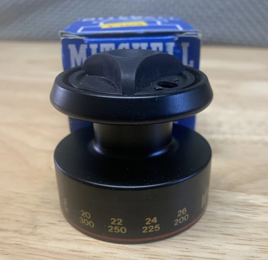 レア/MITCHELL 4420 Mitchell vintage 4420 4430 reel Shallow Spool Part 82857 NEW