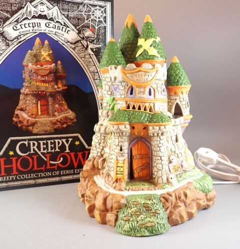 Creepy Hollow Creepy Castle Limited Edition NIB Lighted House Halloween - Picture 1 of 7