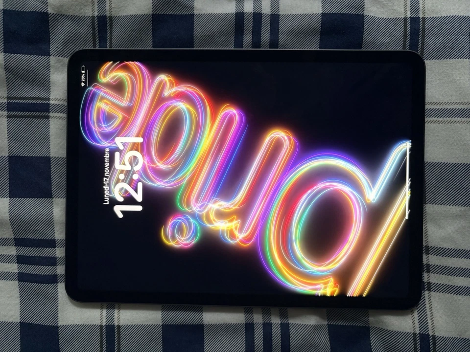 Apple iPad Pro 2a gen 256GB, Wi-Fi, 11" - Argento - Immagine 2 di 4