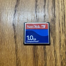 SanDisk 1GB CF Digital Camera Memory Card SDCFB 2000 not formatted