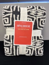 Opalhouse Twin/XL Faux Shearling Blanket Black/White Ikat 