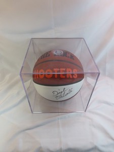 *AUTOGRAPHED DICK VITALE* Hooters Basketball in Clear Case NO COA