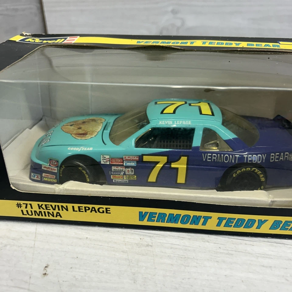 Oso de peluche Revell Kevin Lepage 1995 Lumina #71 Vermont Chevrolet fundido a presión 1/24 Foto 4 de 4