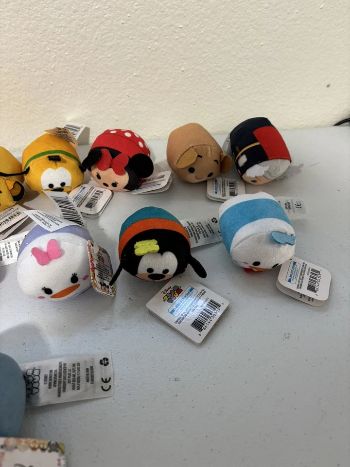 Disney ассортимент лот из 13 Tsum Tsum мини плюшевый набор новый с ярлыками - Изображение 3 из 3