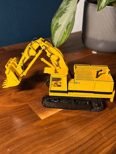 CCM 245 Front Shovel - Picture 6 of 11