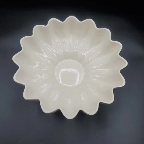 Red Wing Pottery Console Bowl 1620  Cream White About 10" x 3"