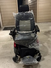 Power/electric WHEELCHAIR