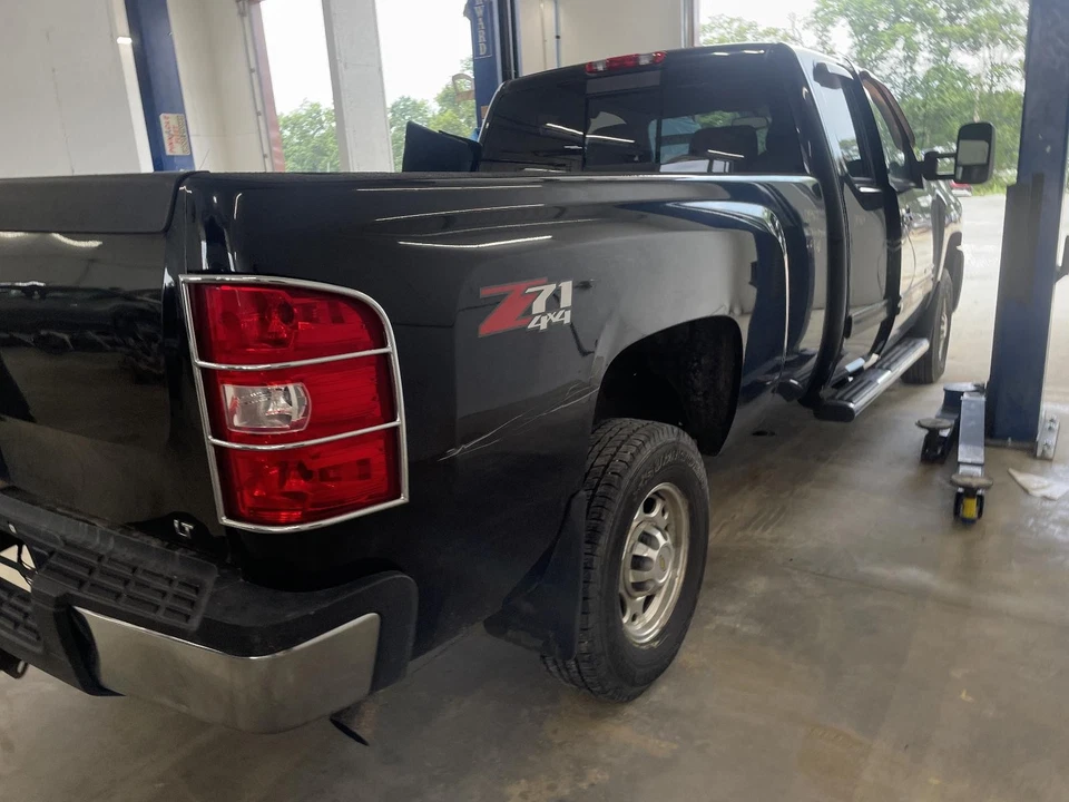 Interruptor selector de aire acondicionado usado se adapta a: camioneta Chevrolet Silverado 2500 2009 con manual de aire acondicionado Foto 4 de 4