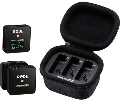 Praktisches Rode Set mit Mikrofonen Wireless GO II & Charge Case USB Ladeschale