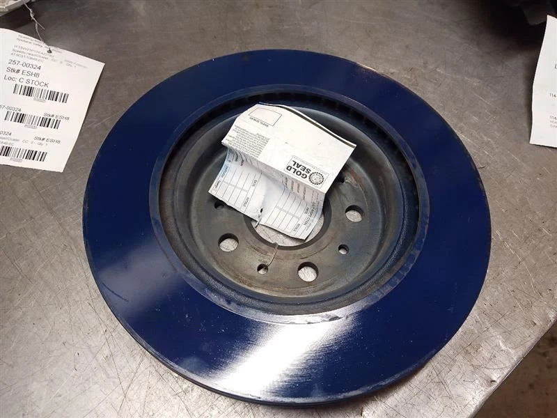 Rotor de freno de disco trasero GM 13592623 de 2024 Chevrolet Camaro 10392649 Foto 2 de 4