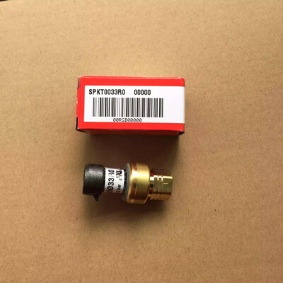 1PC NEW FOR CAREL SPKT0033R0 Pressure Sensor 0-5V 0-34.5bar