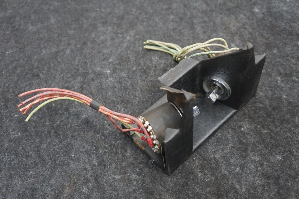 Conjunto de moldura de interruptor de consola central delantera OEM Rolls Royce Silver Shadow 1973 Foto 4 de 4