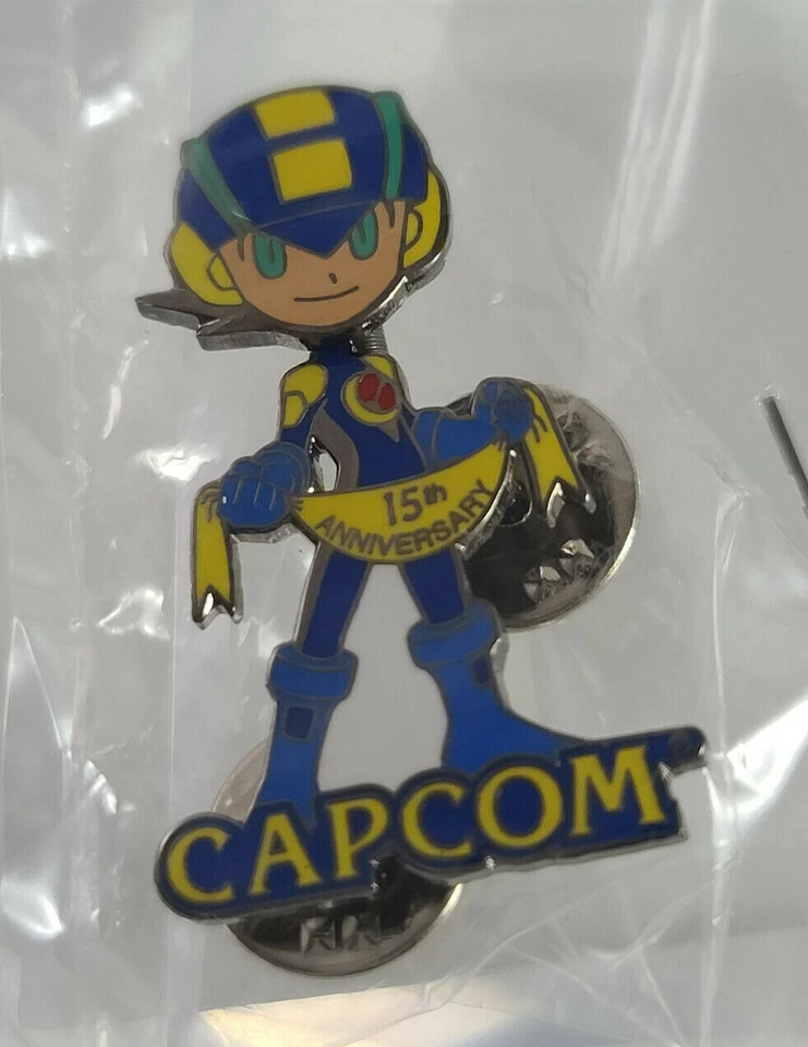 Mega Man Capcom 15th Anniv. Pin E3 Memorabilia Promo RARE Megaman Bobblehead - Image 2 of 2