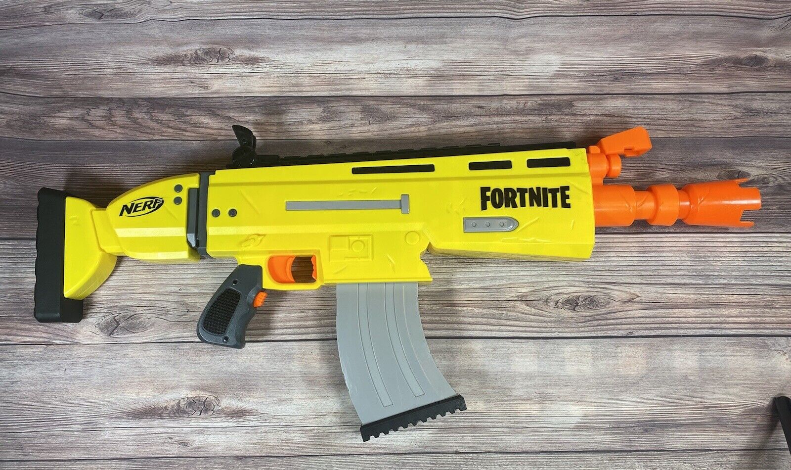 NERF Fortnite AR-L Elite Dart Blaster 2018 GOLD SCAR Gun HASBRO EPIC GAMES Toys