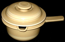 1980s MIKASA Tan PT804 New Avenues Helena Uglow Gravy Sauce Boat & Lid Dbl Spout