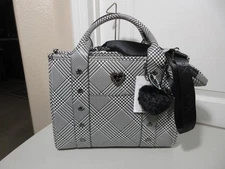 BETSY JOHNSON HOUNDSTOOTH SKULLS TOTE/SHOULDER BAG     BLACK & WHITE      NWT