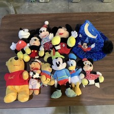 Lot of 11 Disney Disneyland Vintage  Modern Plushes Mickey Minnie Pooh Donald