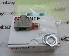 KEYENCE LR-ZB240CB Laser Sensor