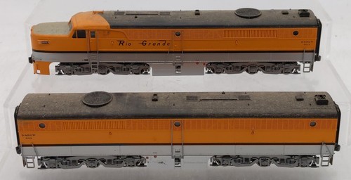 Locomotora diésel Walthers 920-40105 HO DRGW conjunto AB #6013/6012 | Condition: Used
