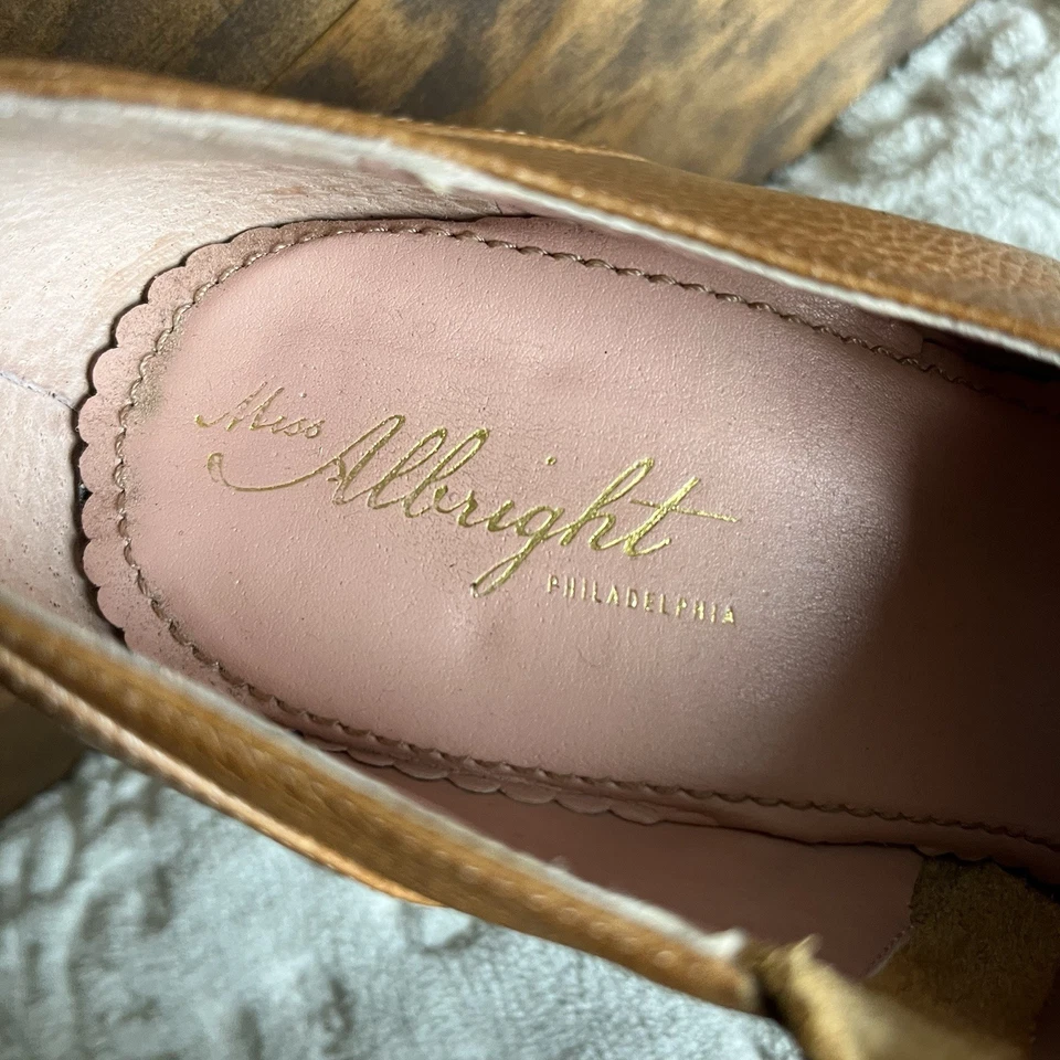 Anthropologie Miss Albright Botín de Cuero Marrón Punta abierta con Volantes Talla 39 EE. UU. 8,5 Foto 3 de 4